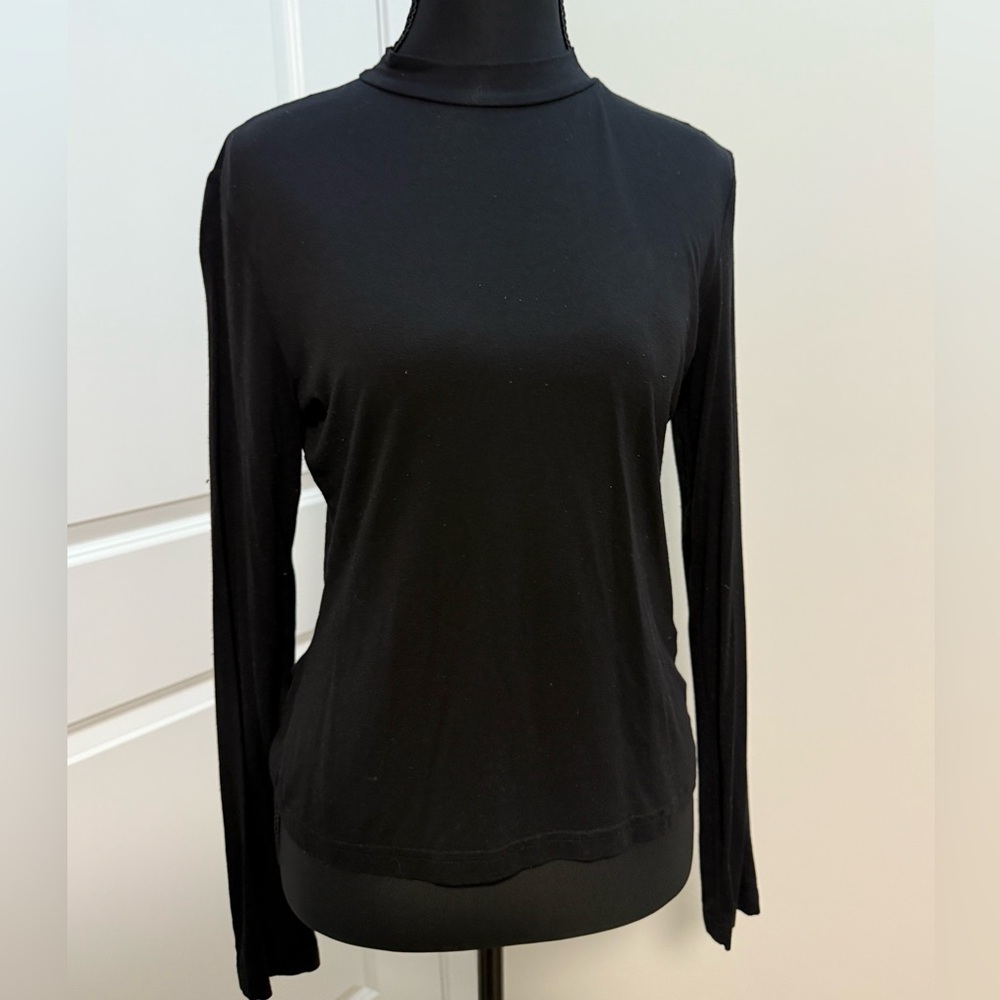 Black basics long-sleeve shirt